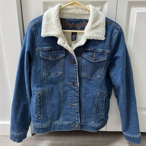 WOMEN'S WRANGLER SHERPA LINED DENIM JACKET